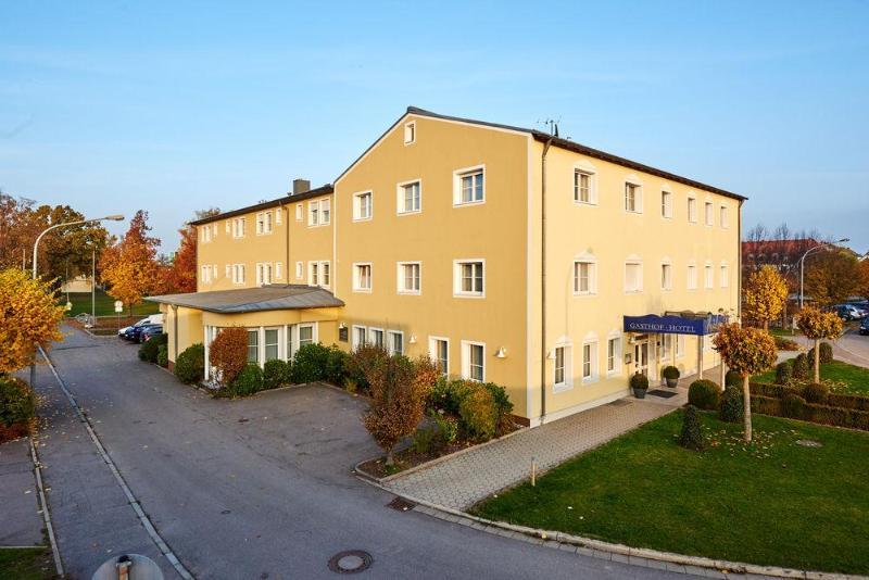 Hotel Am See Neutraubling Exteriör bild