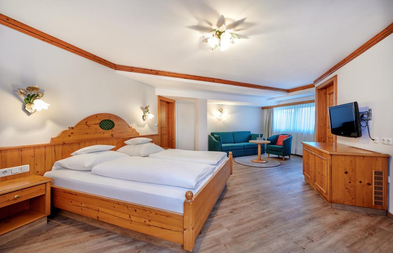 Hotel Am See Neutraubling Rum bild